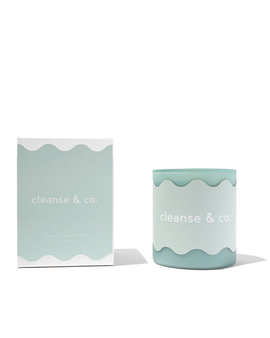 Wavy Candle - Aqua: Fresh linen