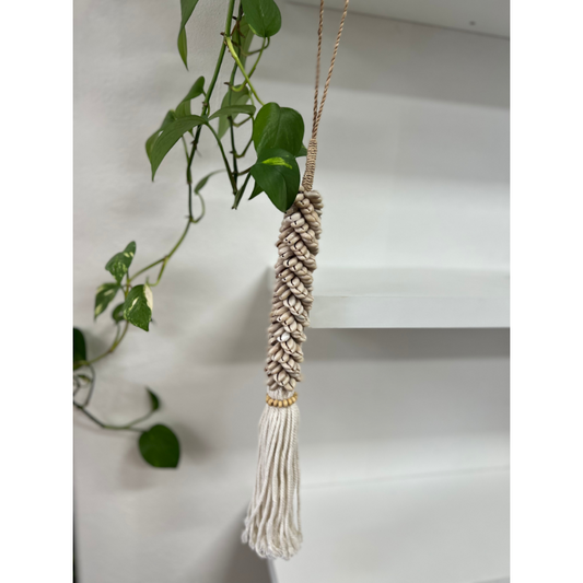 Shell + Tassel Hanging - Large Cream